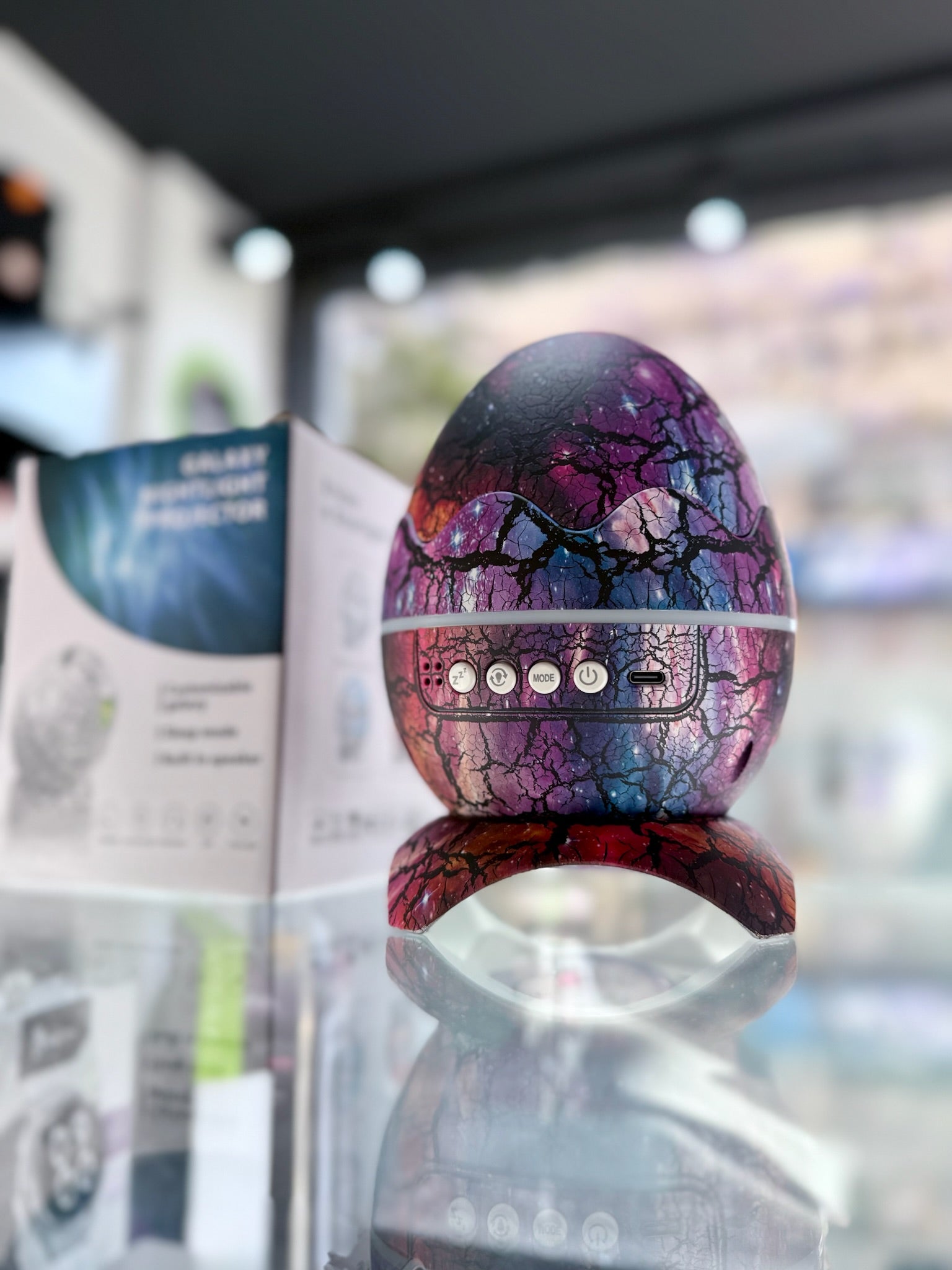 PROYECTOR GALAXIA PARLANTE HUEVO DINOSAURIO