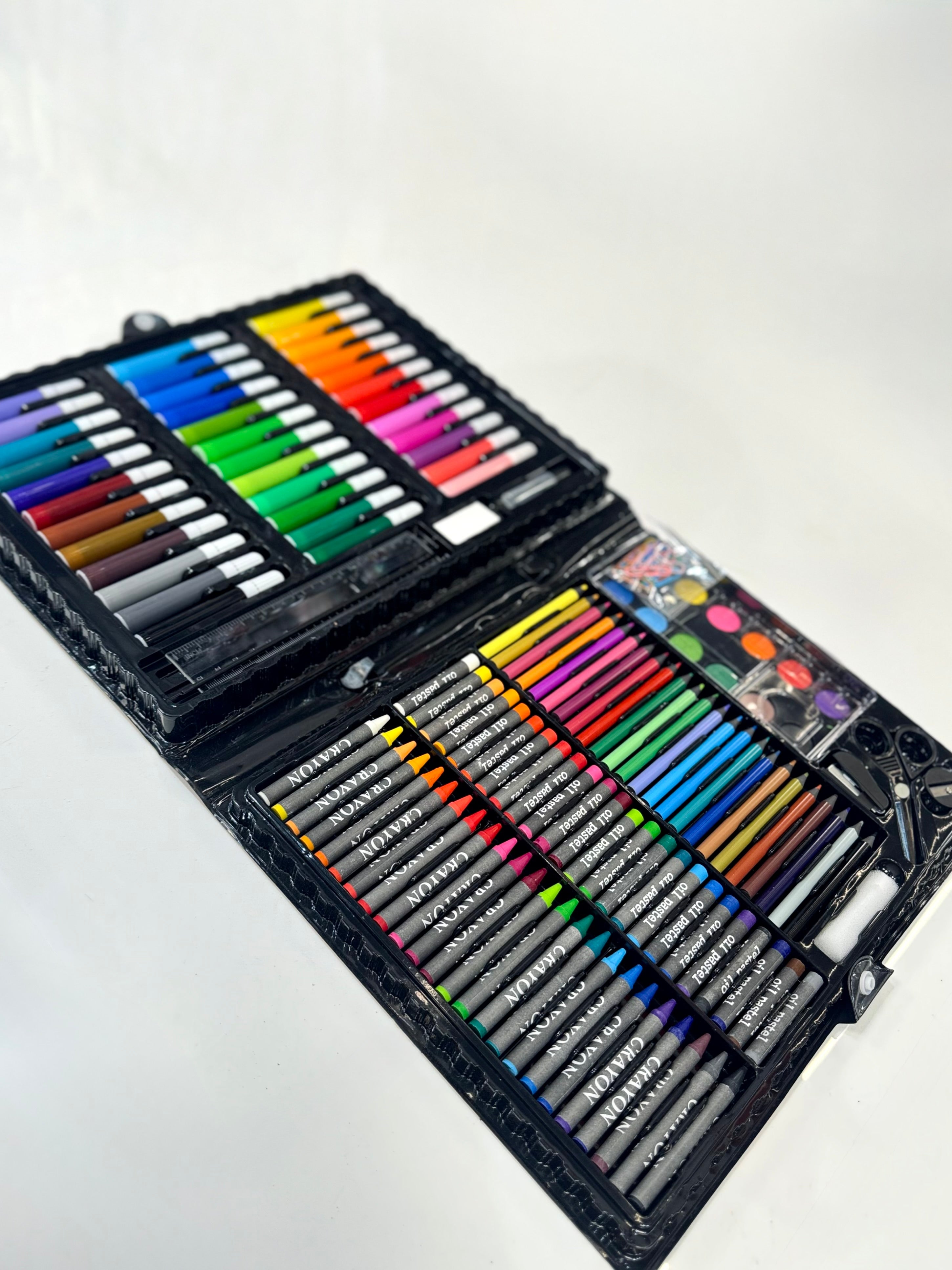 MALETÍN SET ARTE ZSCH01 150 PIEZAS