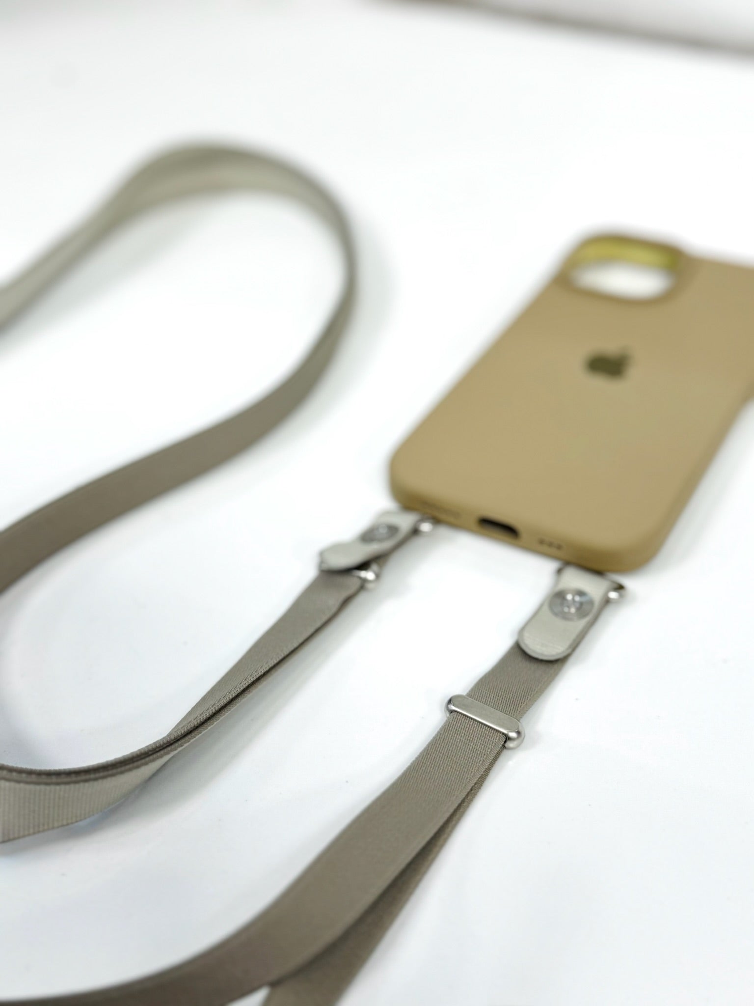 CROSSBODY STRAP CELL ONE