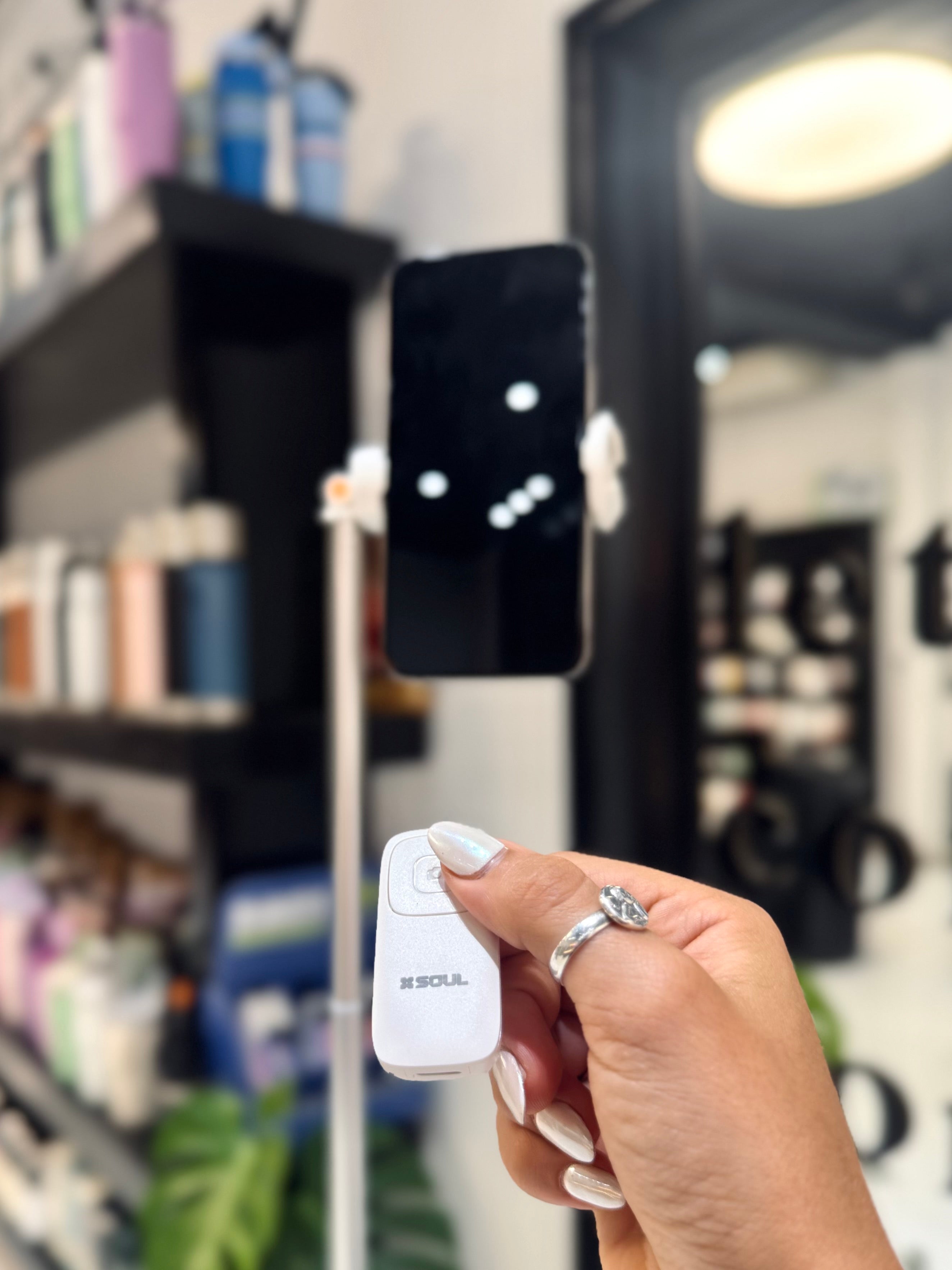 PALO SELFIE SOUL J450 BT 360 + TRÍPODE AUTOMÁTICO