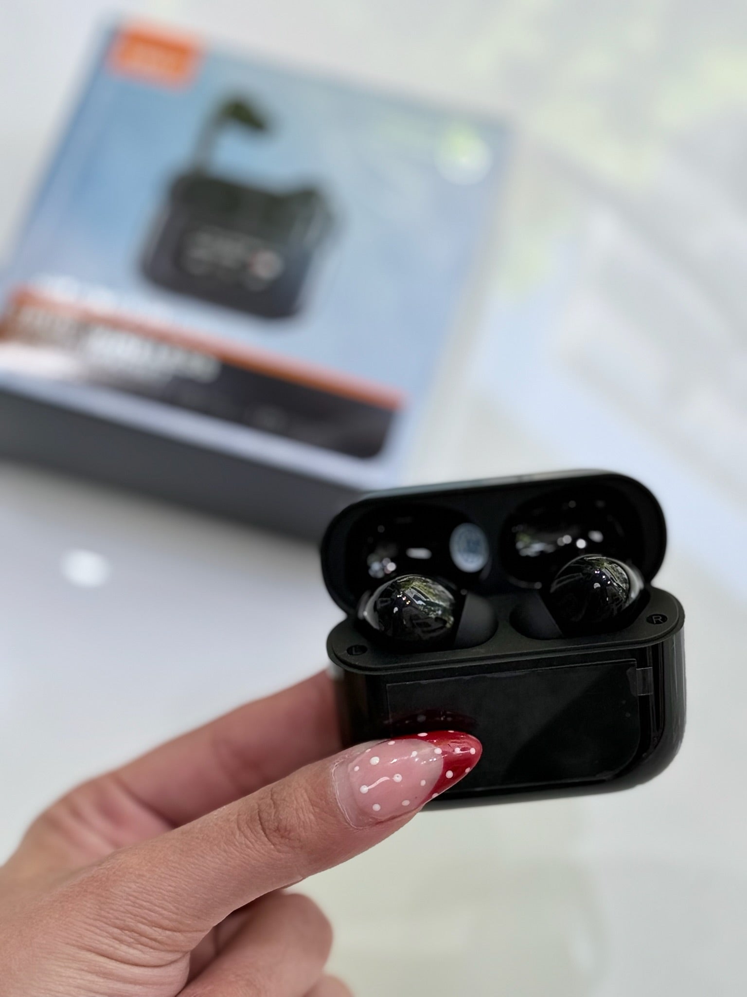 AURICULARES BLUETOOTH CON PANTALLA Y CANCELACION YW07