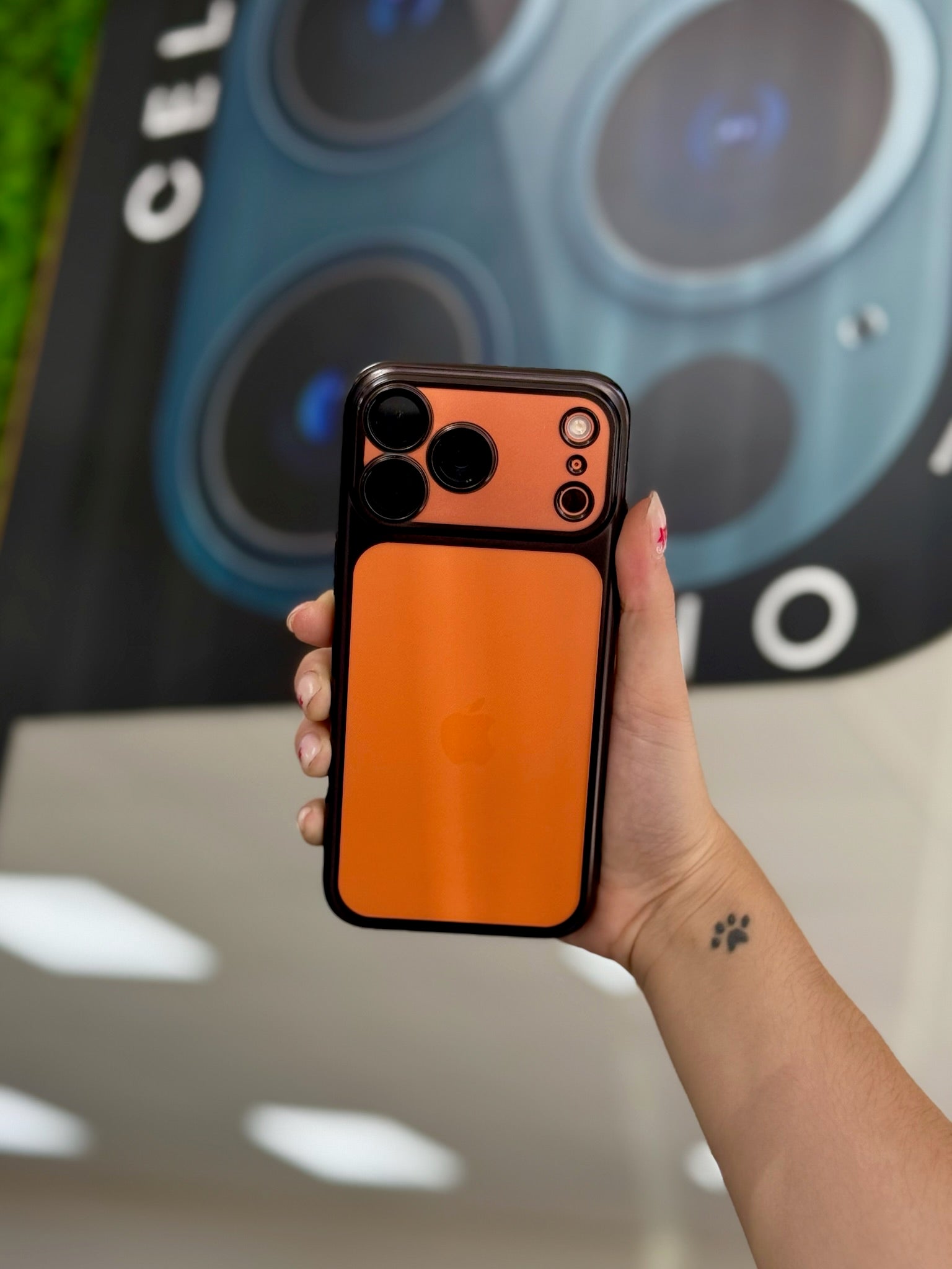 FUNDA MATTE ELECTRO