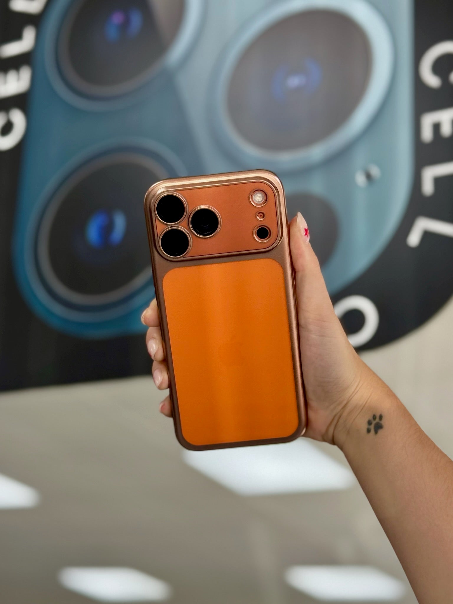 FUNDA MATTE ELECTRO