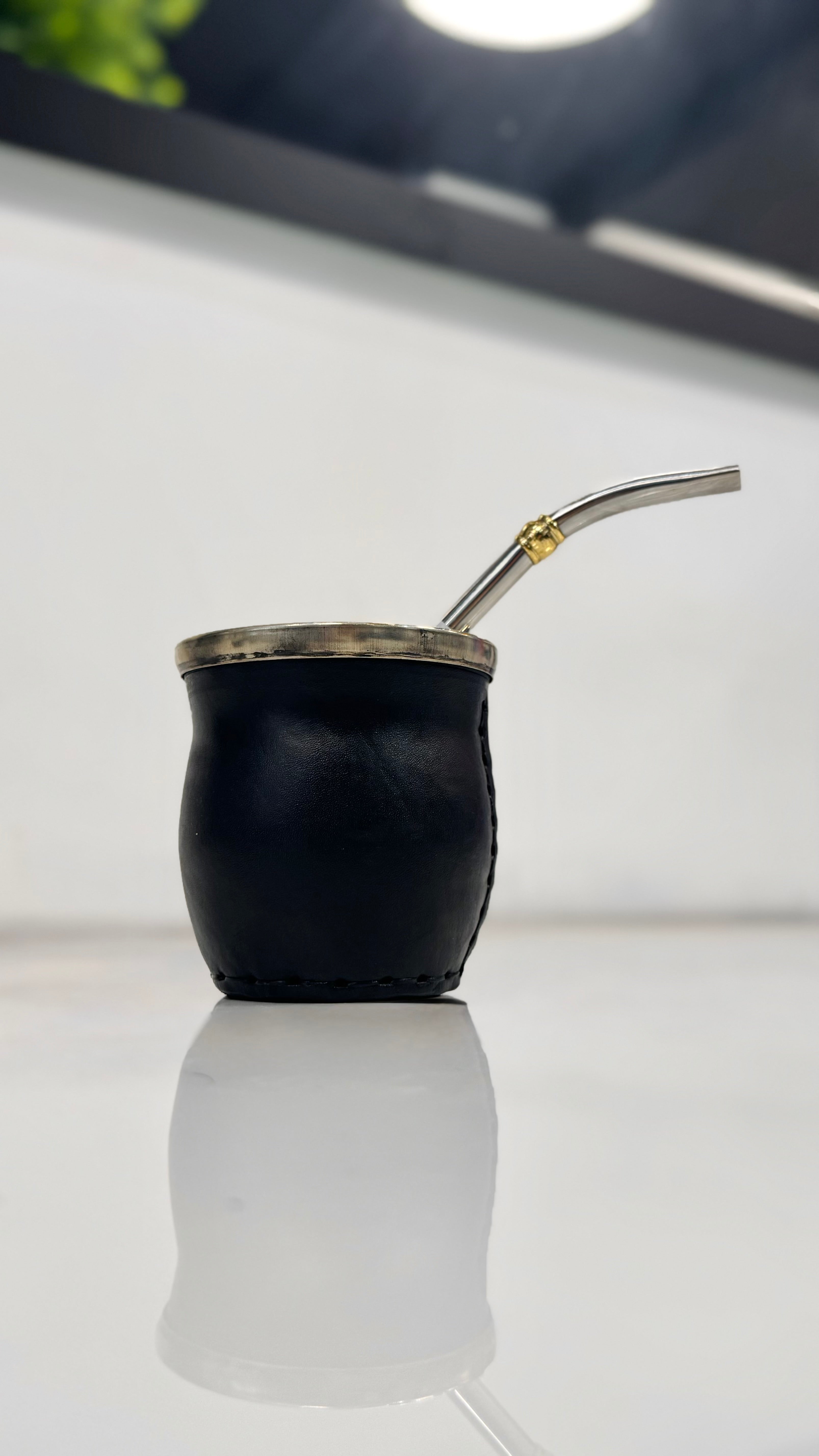 MATE CAMIONERO LISO ALPACA CON BASE ALGARROBO