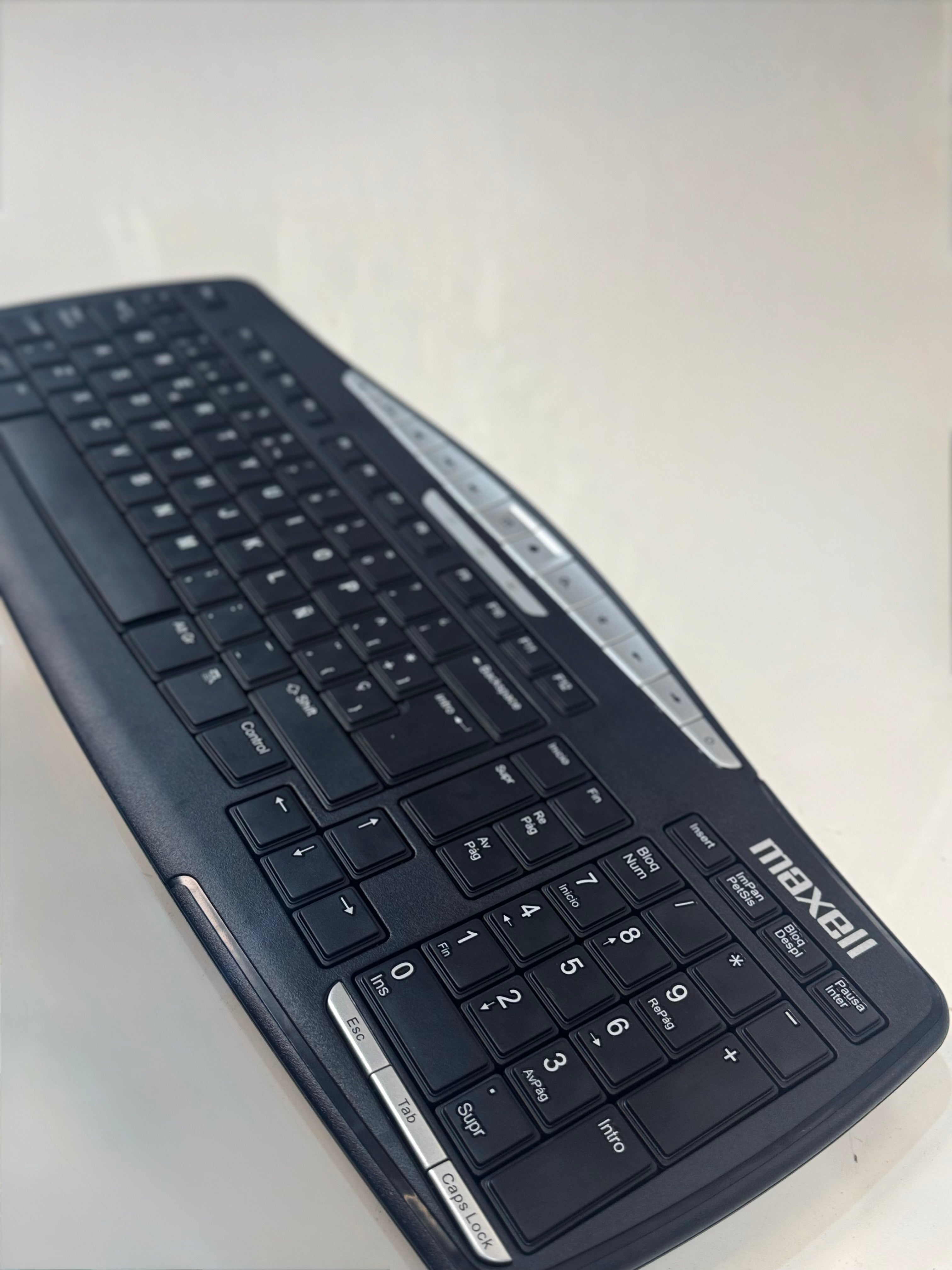 TECLADO MAXELL KB-100 CON CABLE