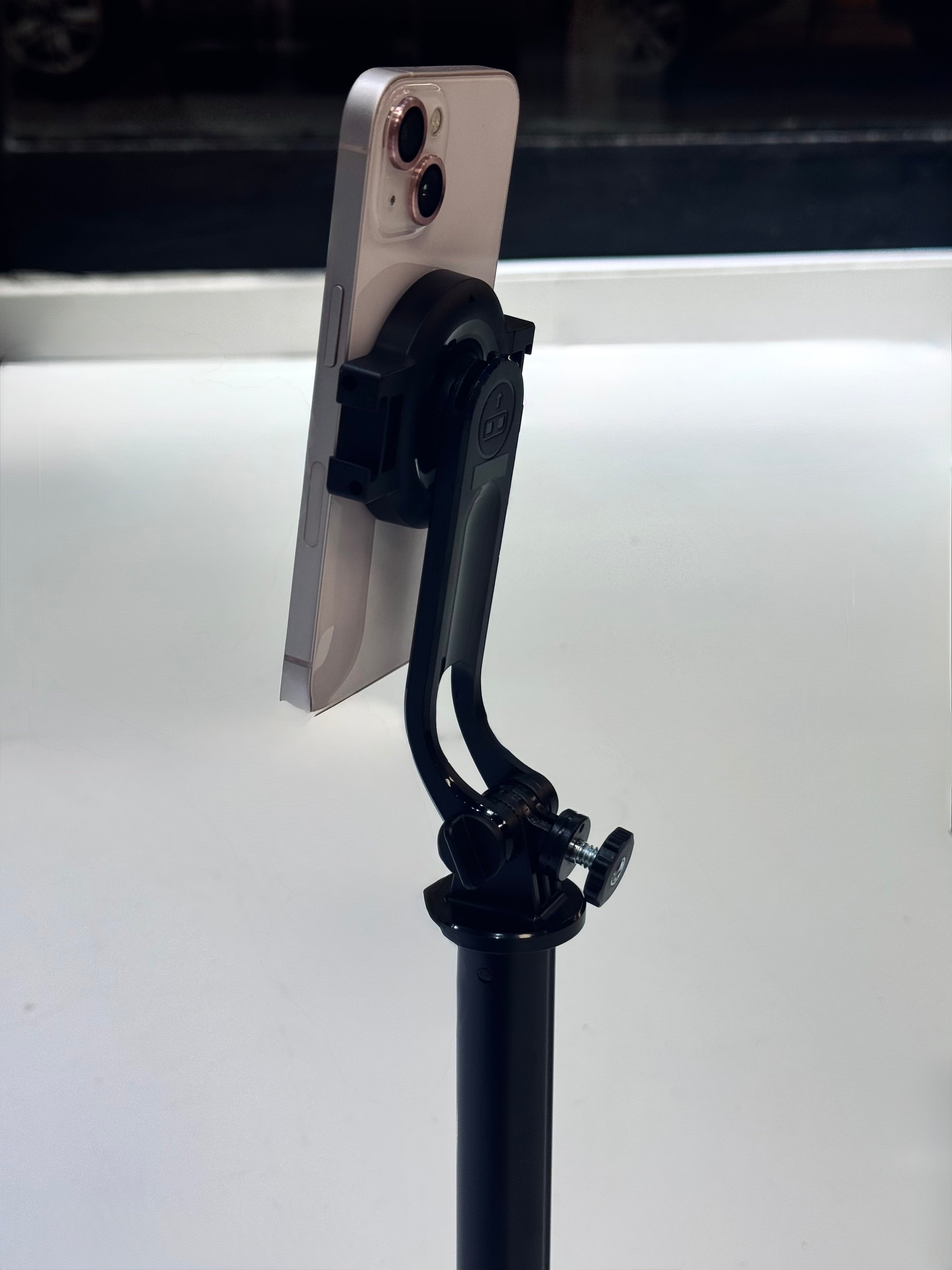 PALO SELFIE SOUL J500 MAGNÉTICO + TRÍPODE AUTOMÁTICO
