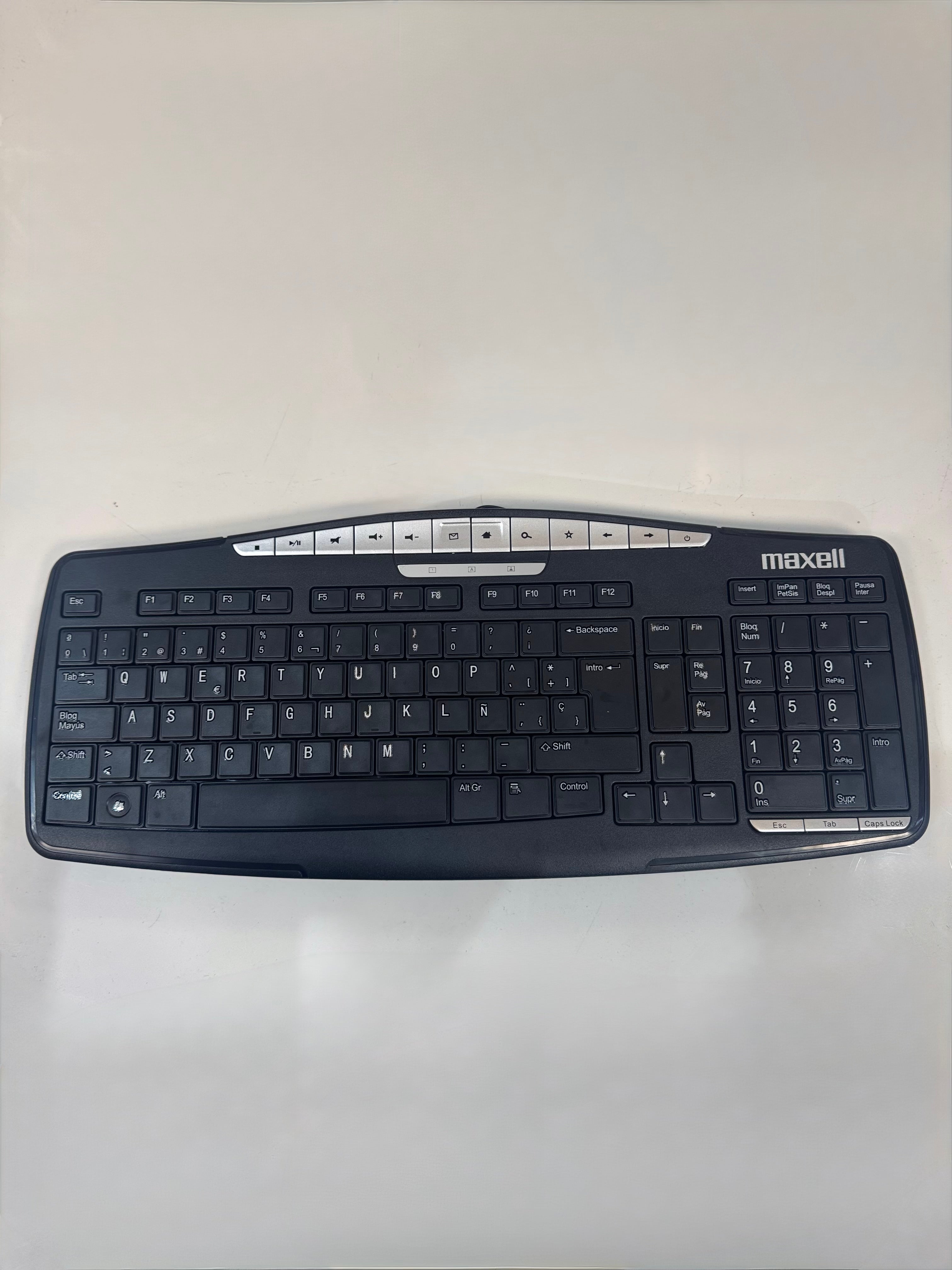 TECLADO MAXELL KB-100 CON CABLE