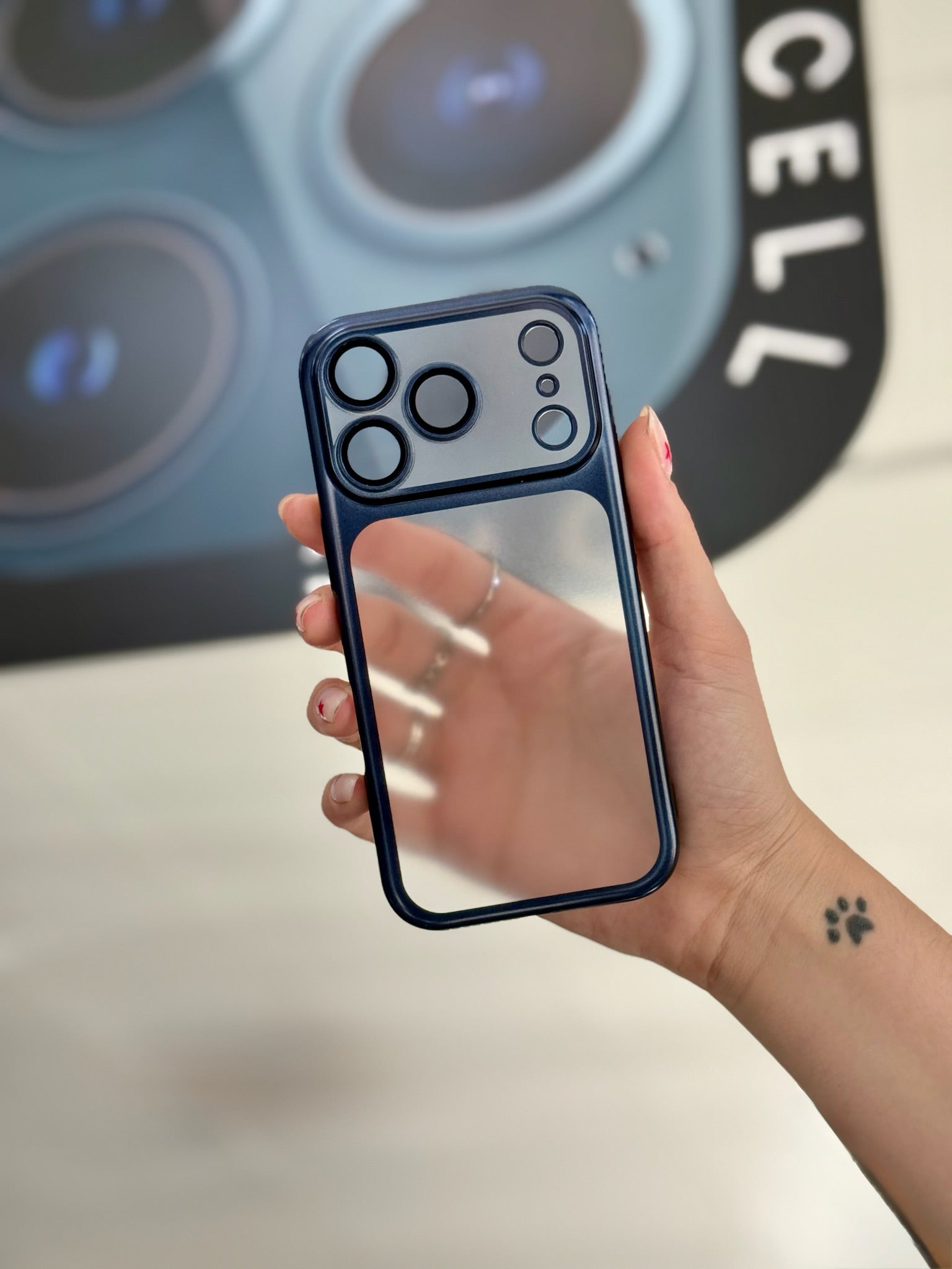 FUNDA MATTE ELECTRO