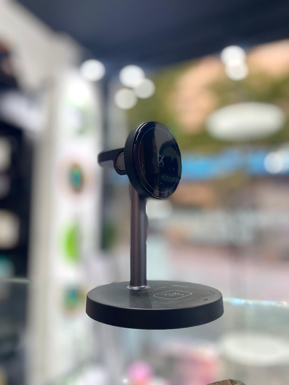 Base de Carga Inalámbrica TEEKY 3 en 1 para Celular, Smartwatch y Auriculares