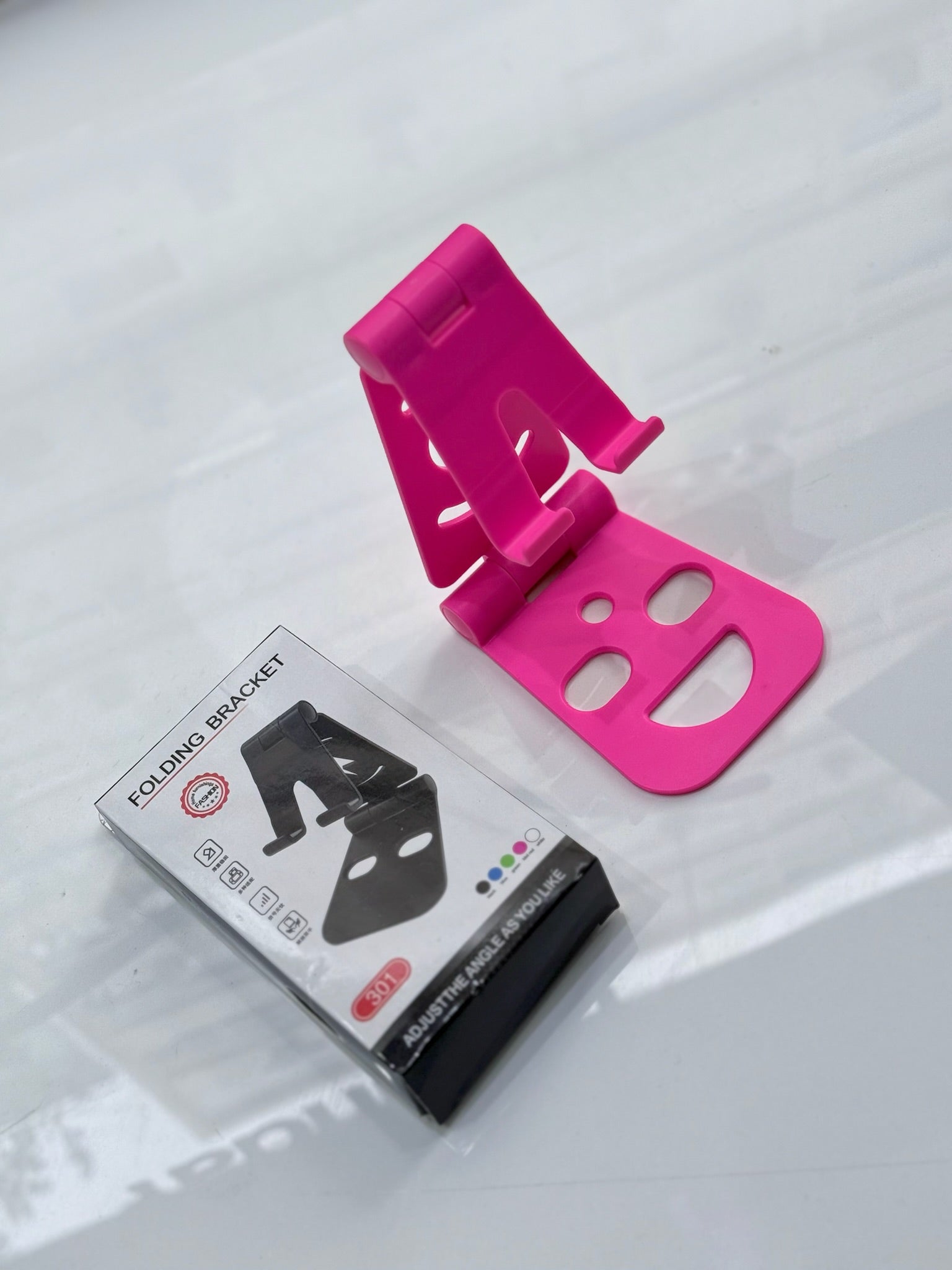 SOPORTE MULTIFUNCIONAL PARA CELULAR