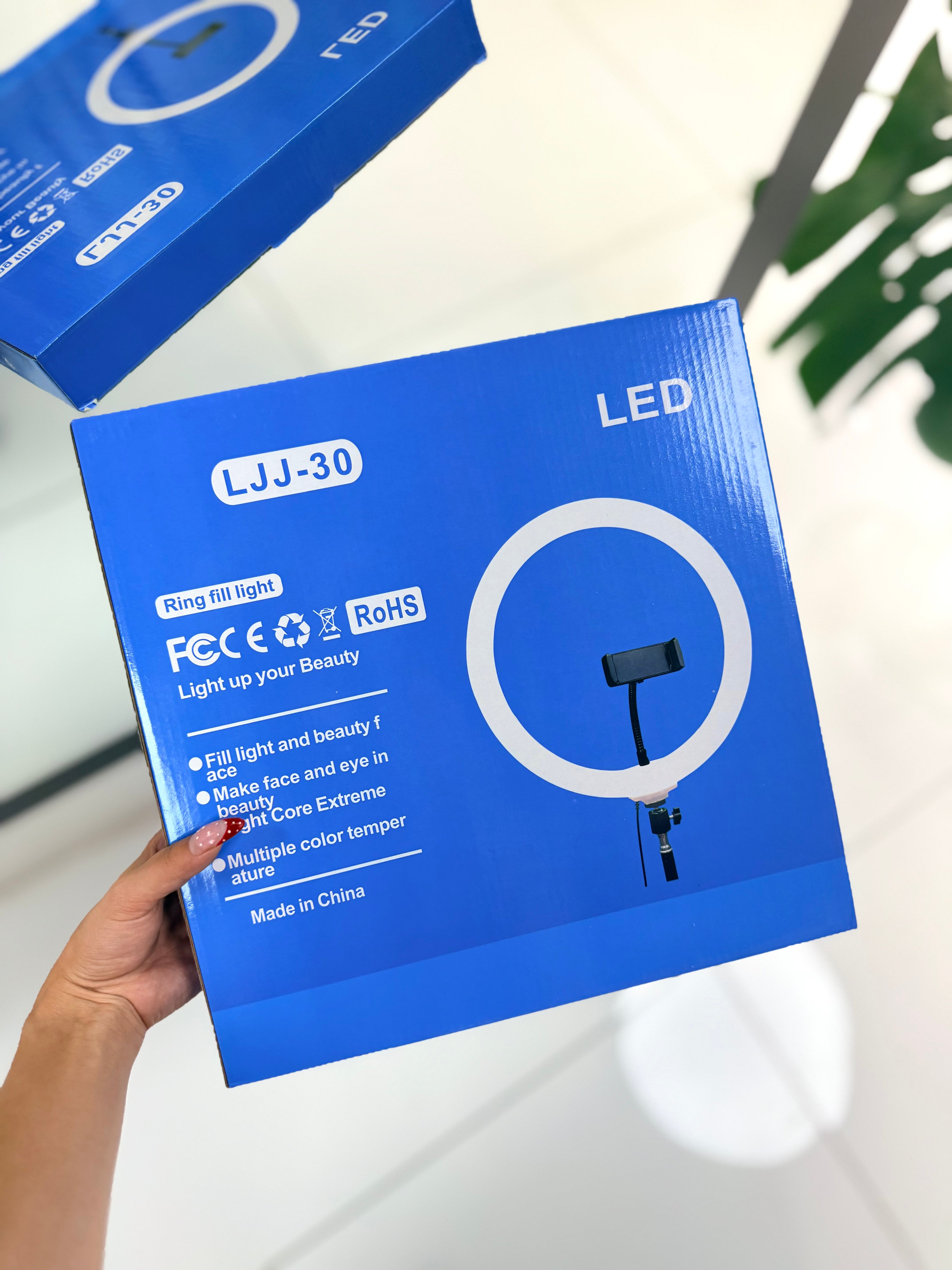 ARO DE LUZ 30CM CON TRIPODE 2.10MTS LJJ-30