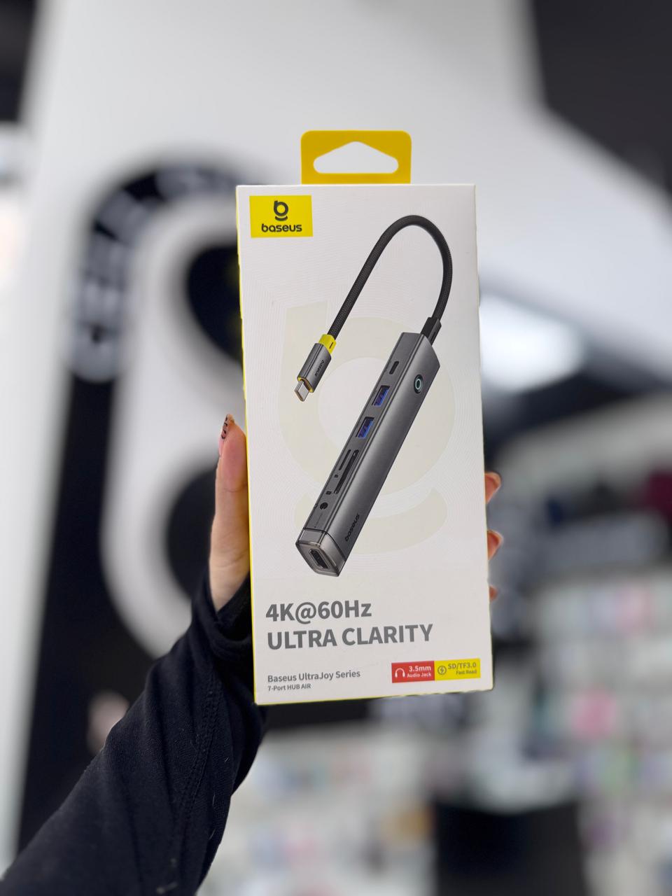 Hub BASEUS Ultra Clarity 7 en 1 con salida de video 4K a 60 Hz
