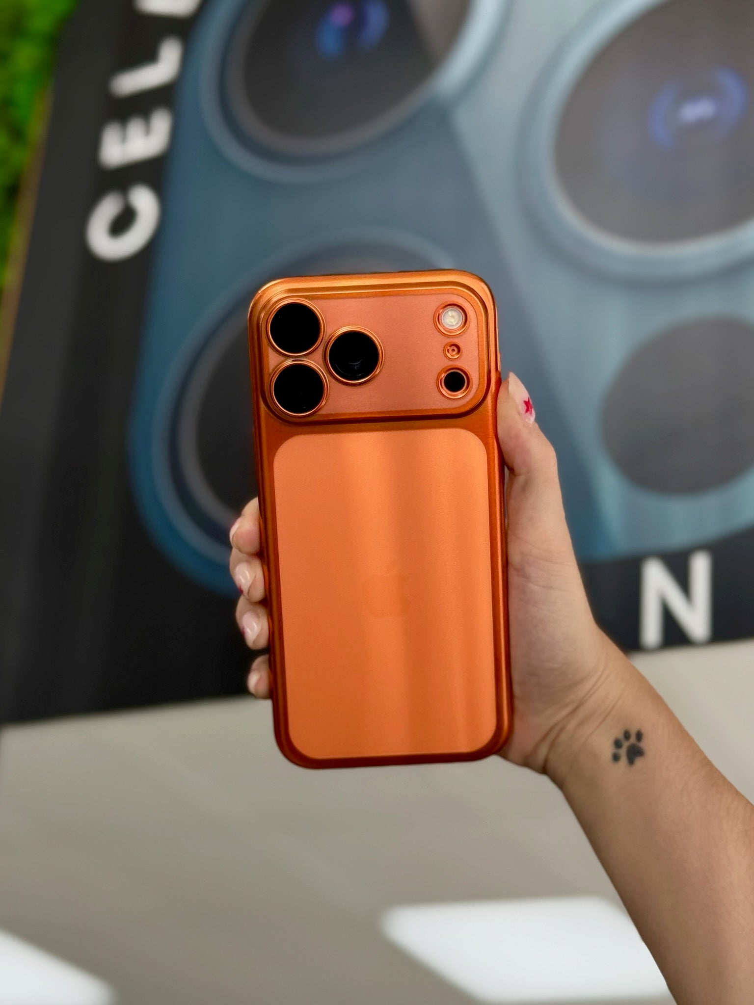 FUNDA MATTE ELECTRO