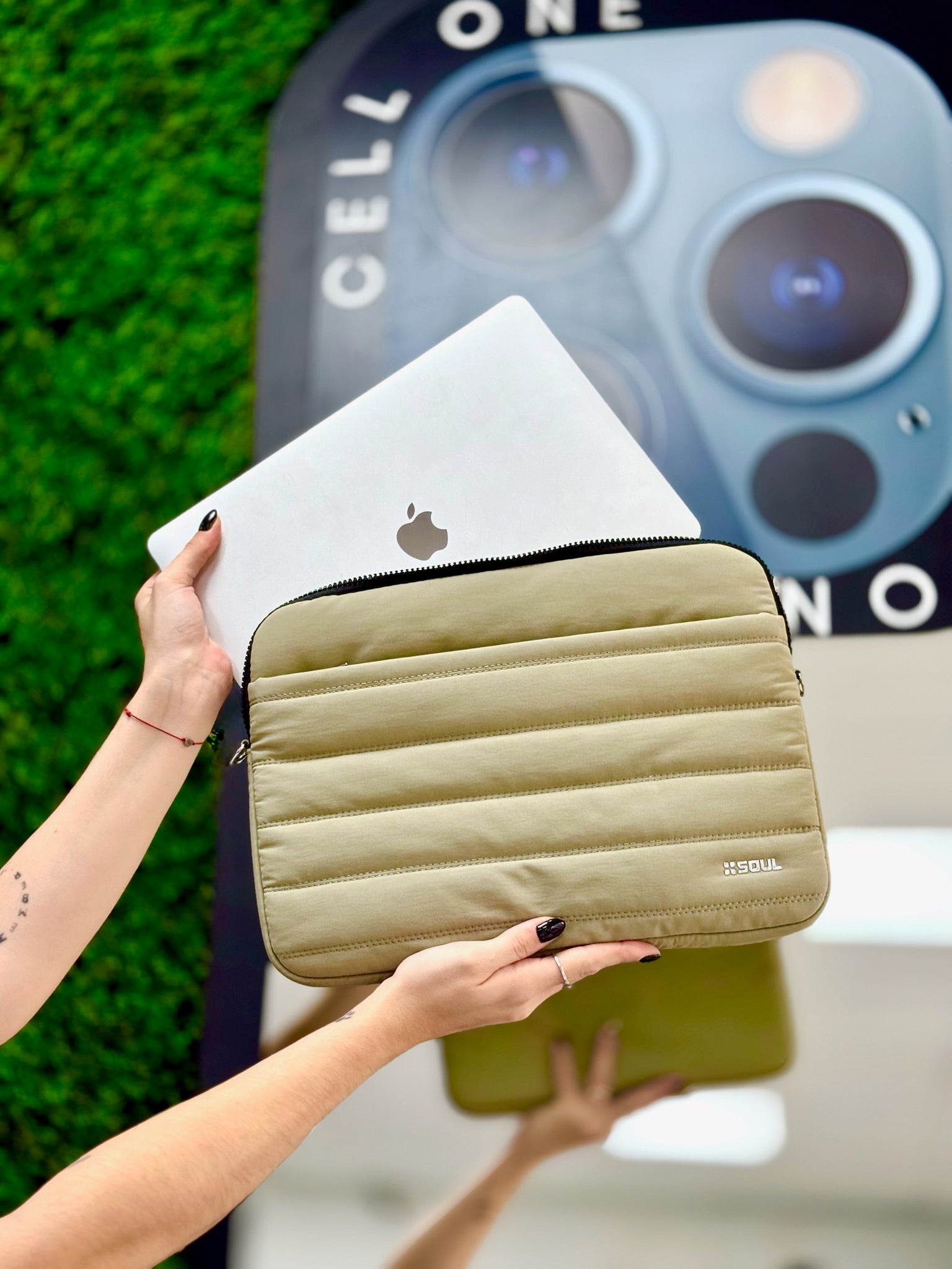 FUNDA NOTEBOOK SOUL PUFFER 13" VERDE