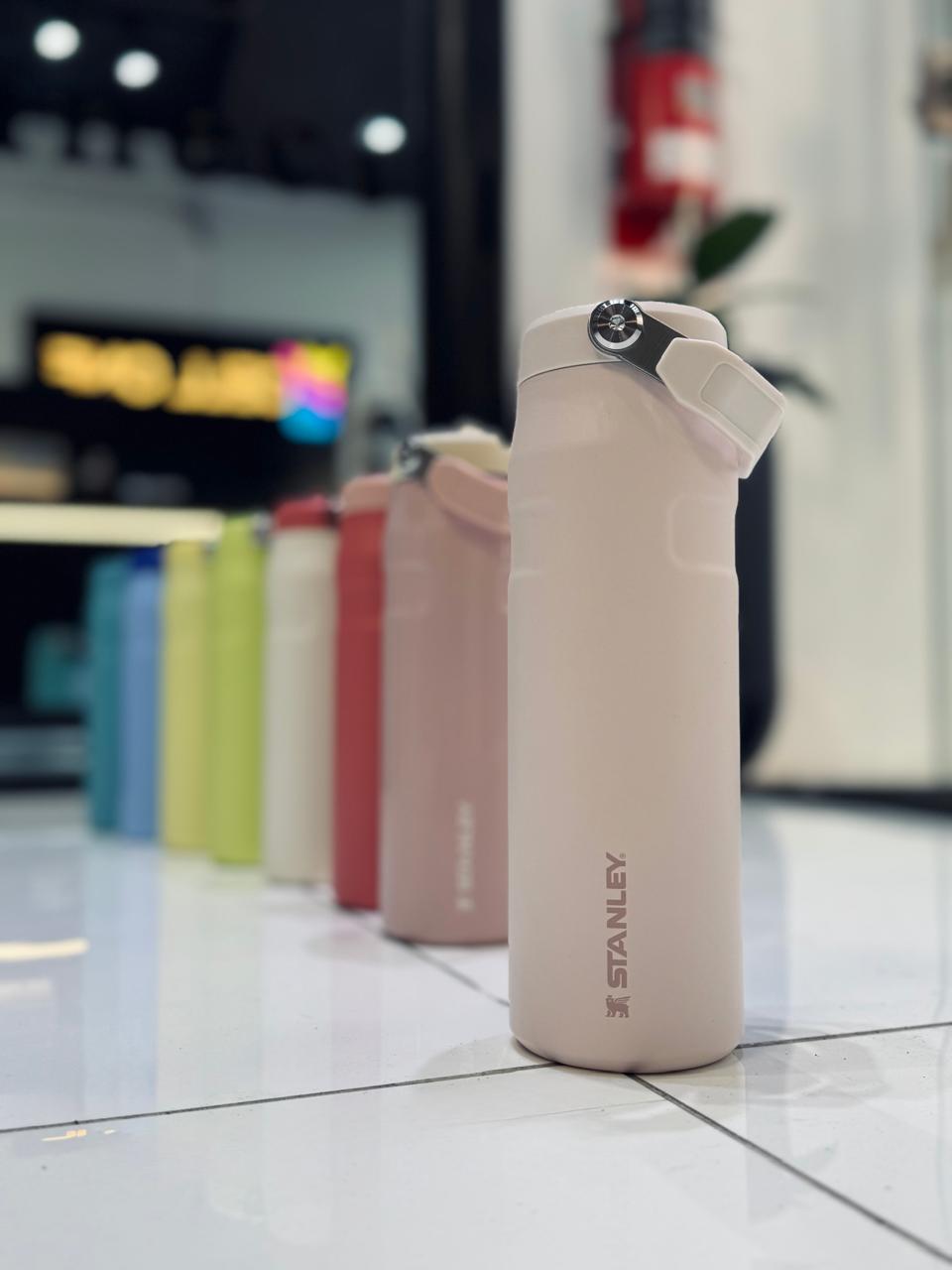 BOTELLA STANLEY AEROLIGHT FLIPSTRAW 710ML