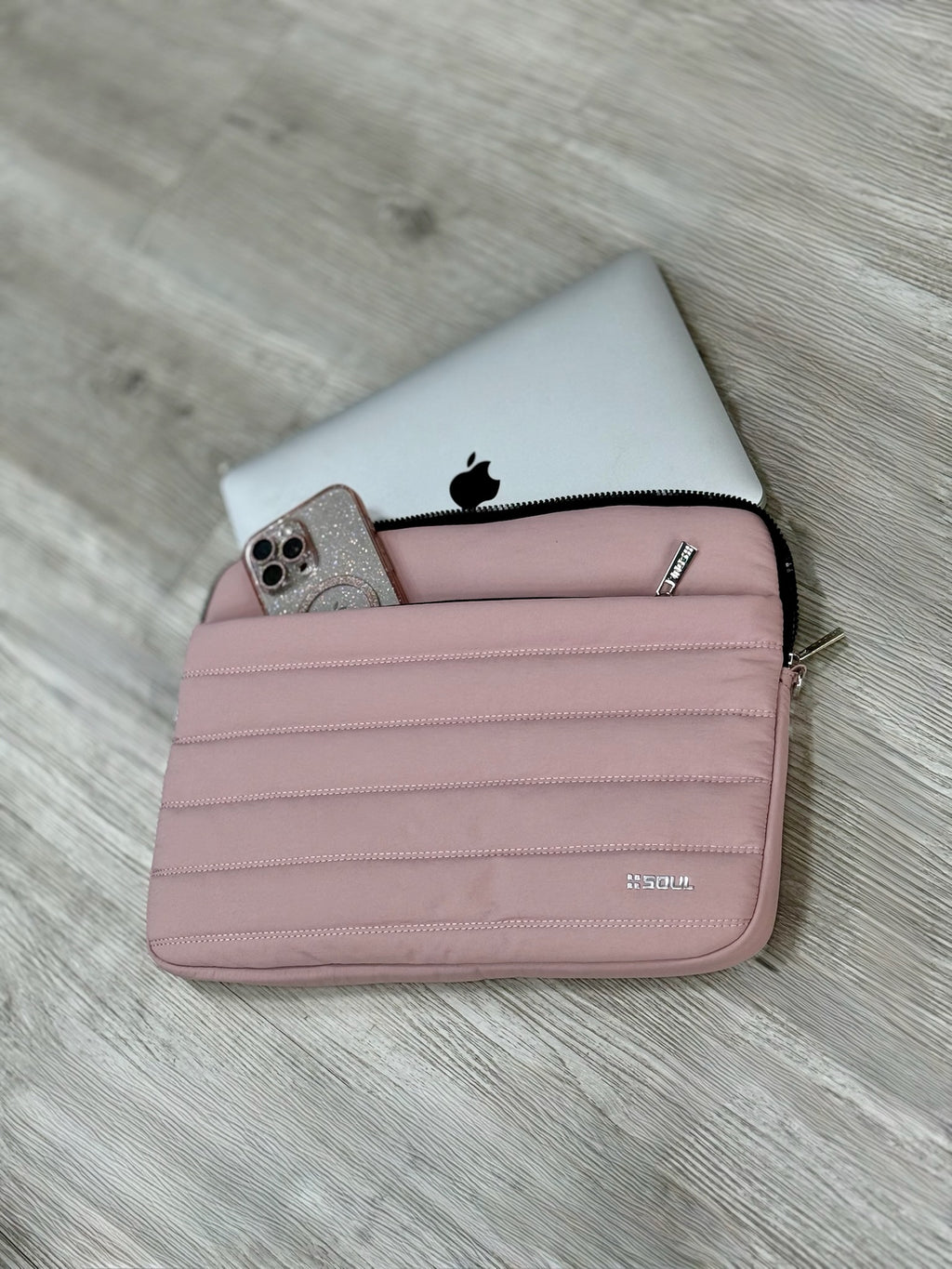 FUNDA NOTEBOOK SOUL PUFFER 15" ROSA