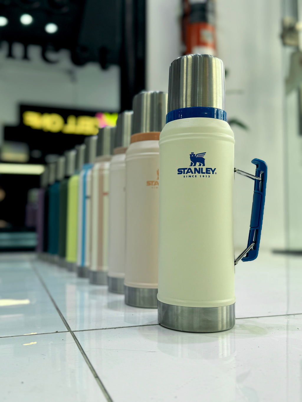 TERMO STANLEY CLASSIC BOTTLE 950ML COLECCIÓN OASIS