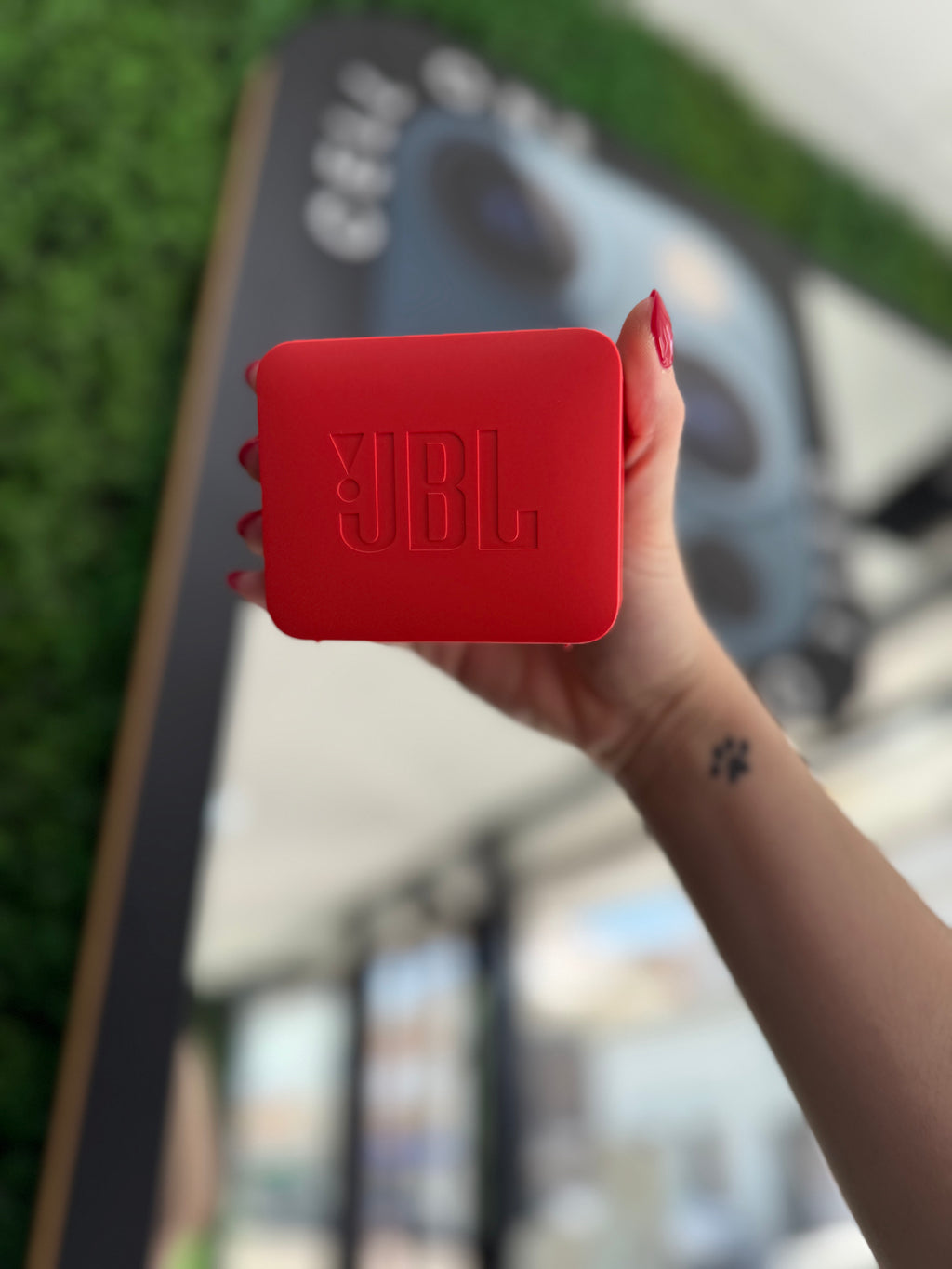 PARLANTE JBL GO ESSENTIAL