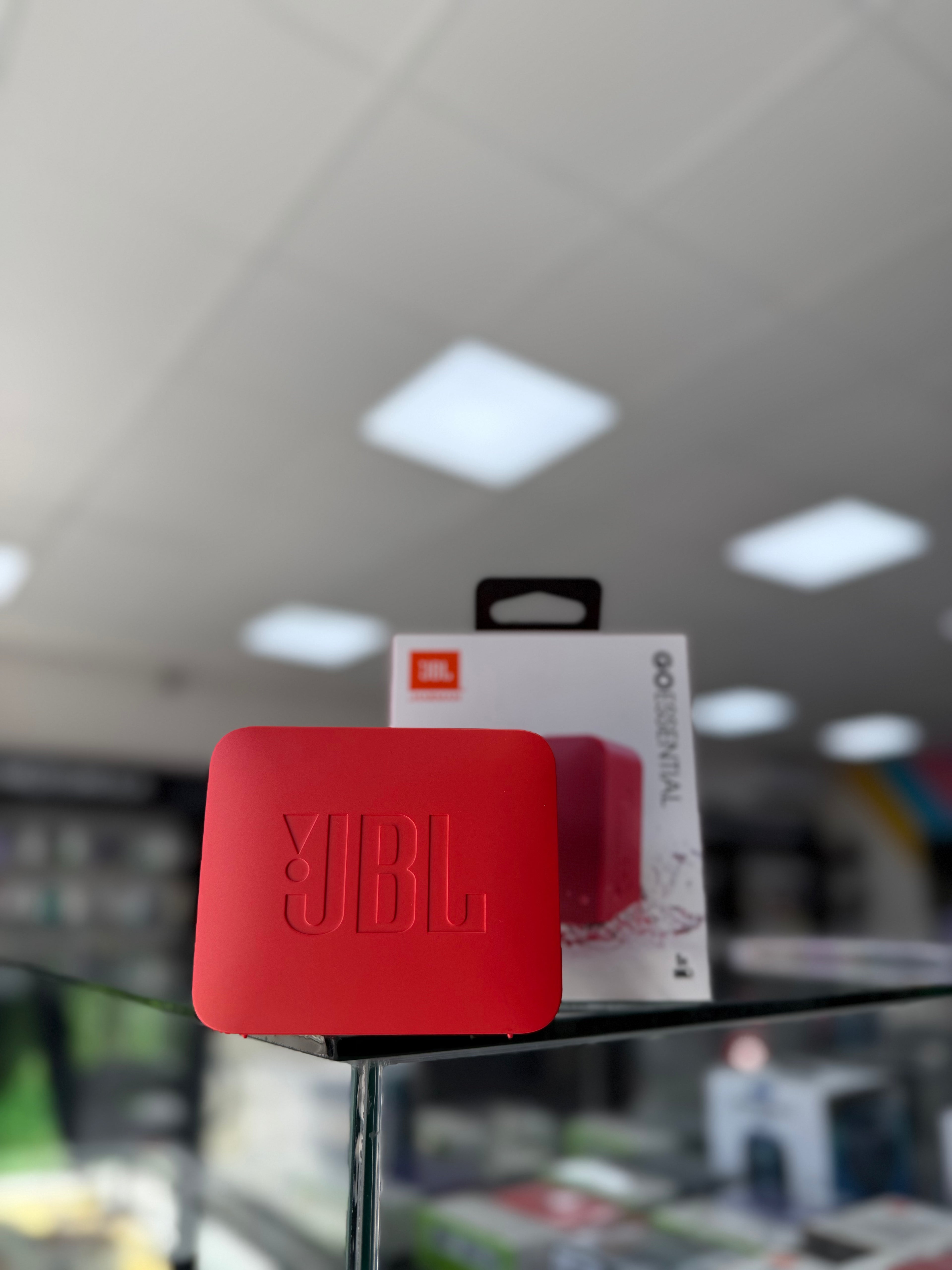 PARLANTE JBL GO ESSENTIAL