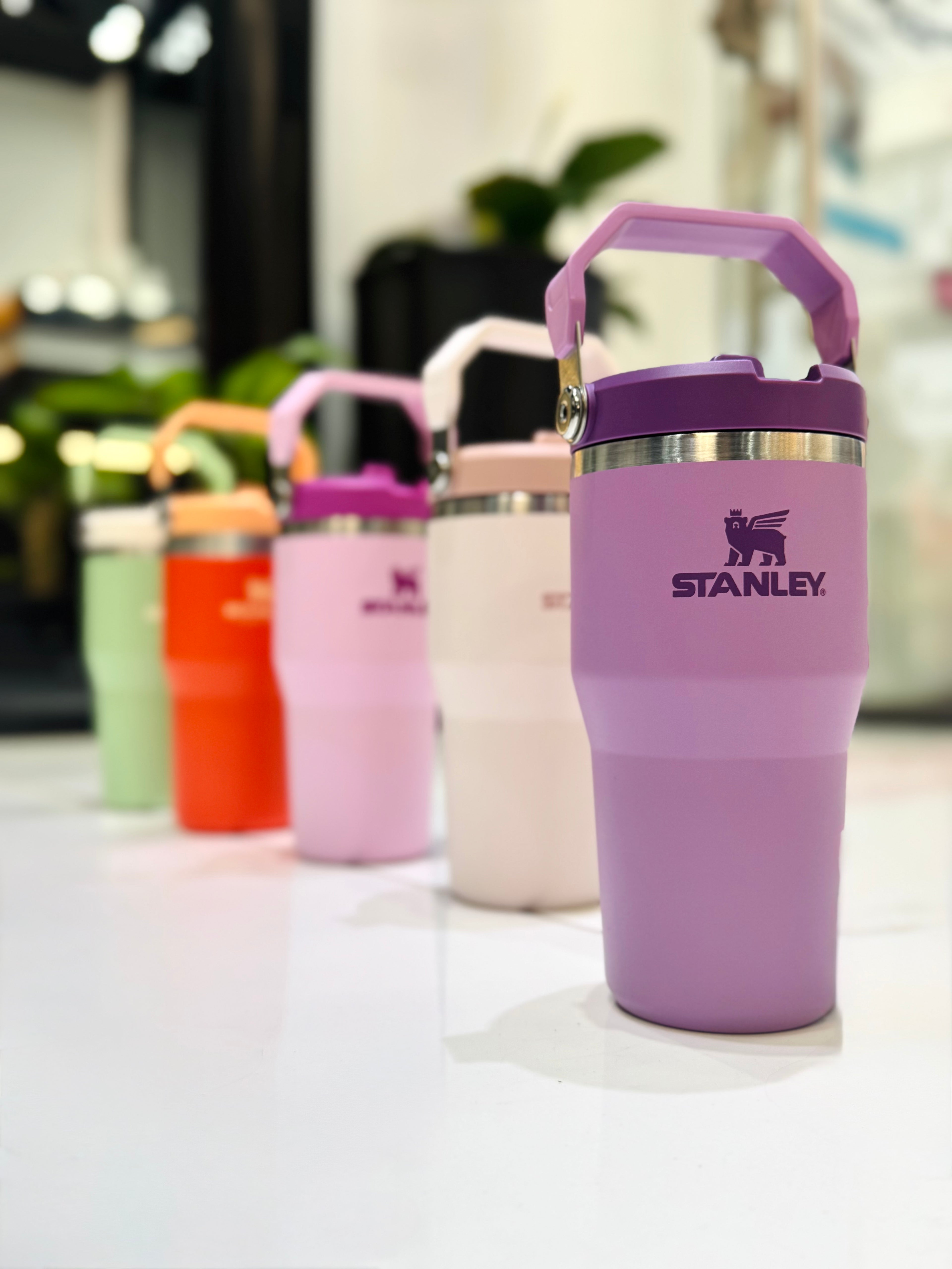 VASO STANLEY FLIP STRAW TUMBLER 591ML