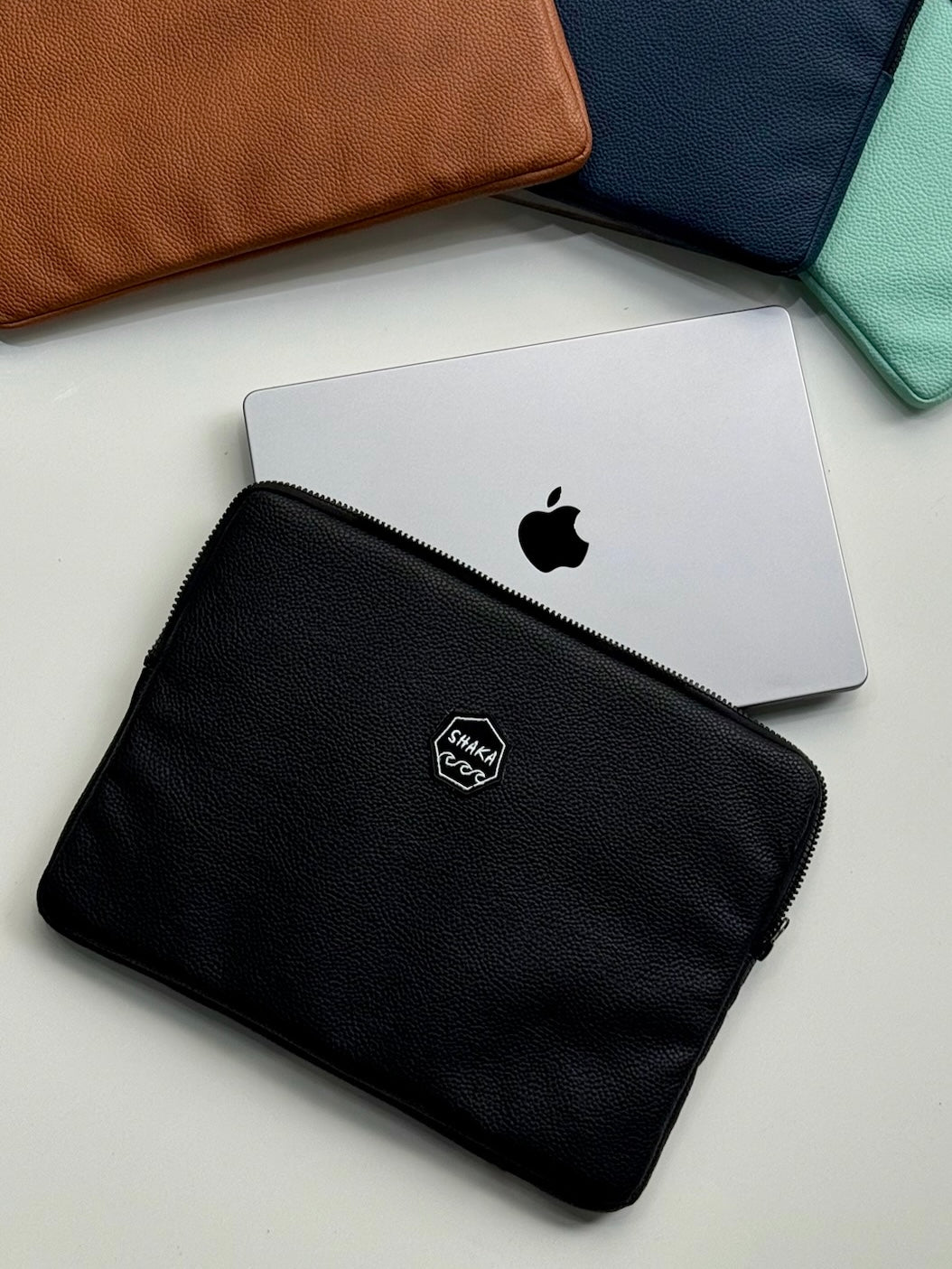 FUNDA PARA NOTEBOOK SHAKA