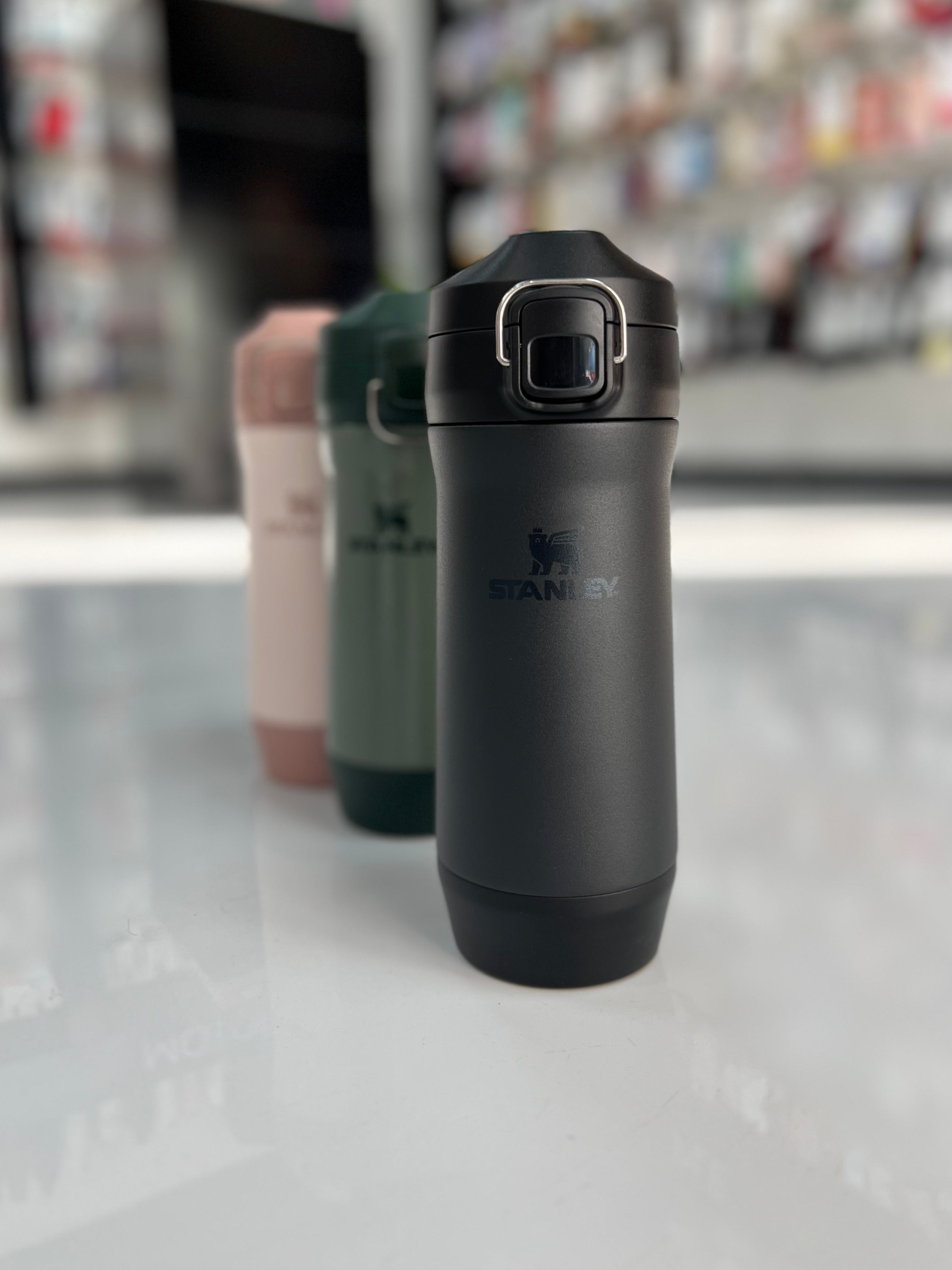 YERBERA STANLEY CON DESPOLVILLADOR