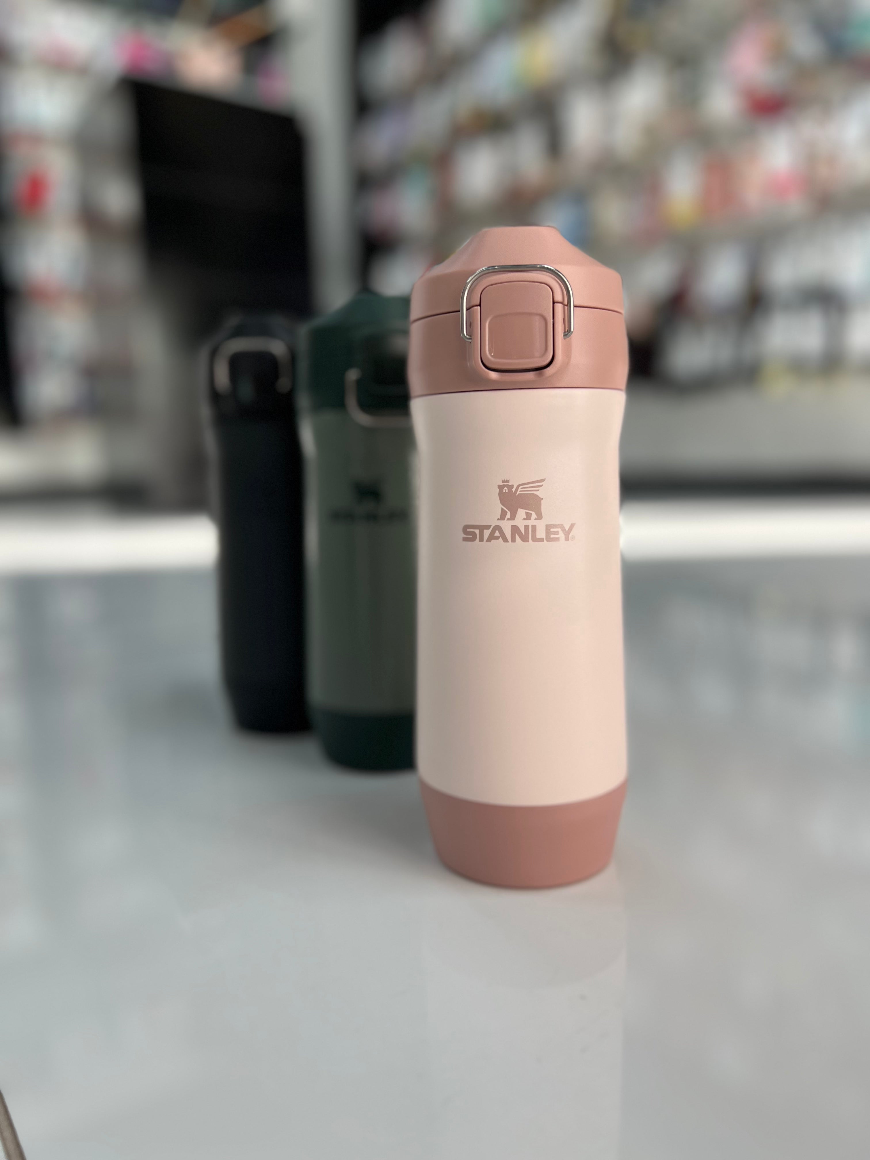 YERBERA STANLEY CON DESPOLVILLADOR