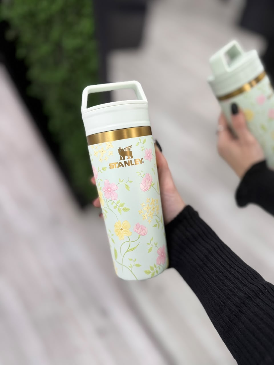 VASO STANLEY CAFE TO GO SPRING BLOSSOMS 473ML