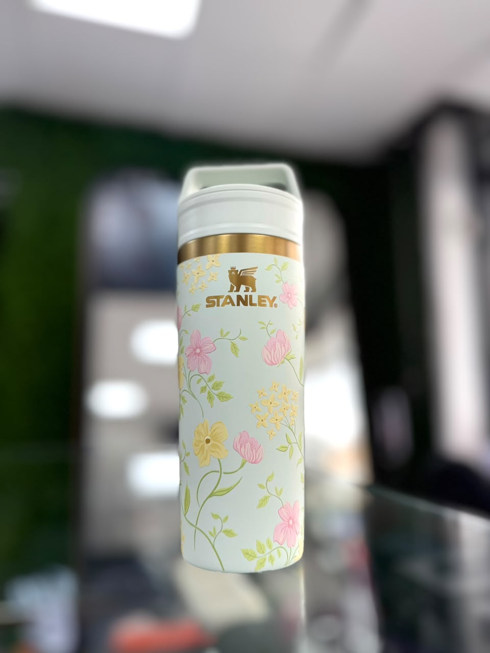 VASO STANLEY CAFE TO GO SPRING BLOSSOMS 473ML