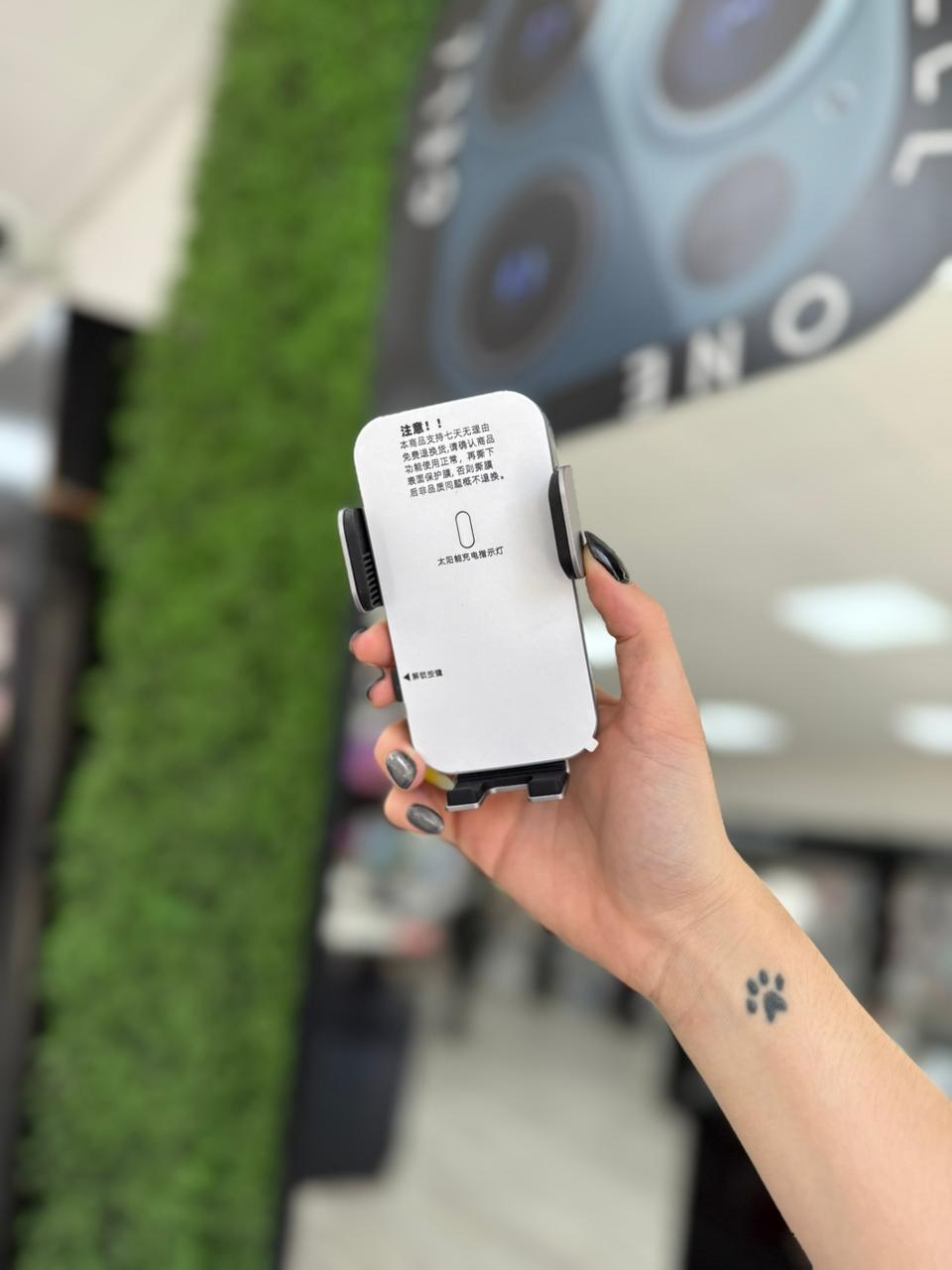 SOPORTE AUTO CARGA SOLAR AGARRE VENTILACION