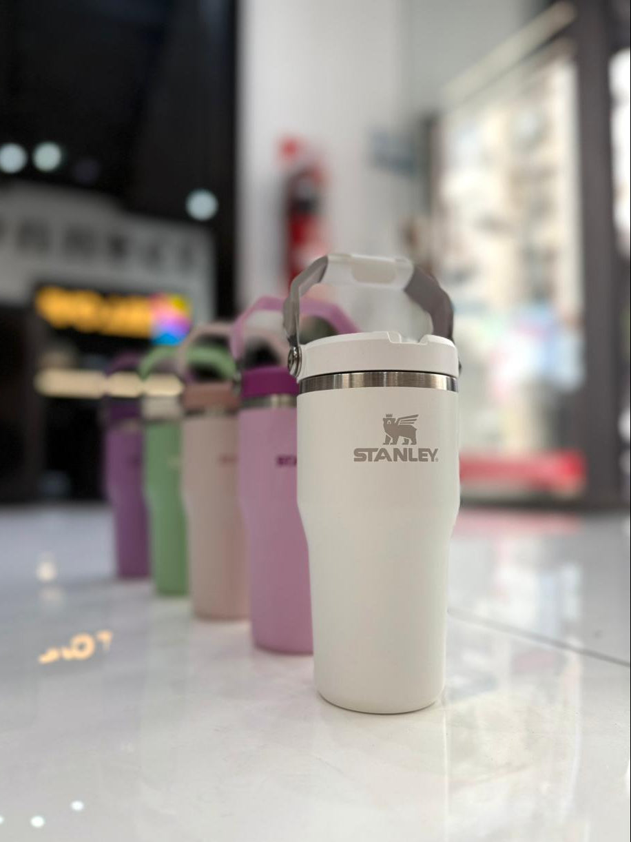 VASO STANLEY FLIP STRAW TUMBLER 591ML