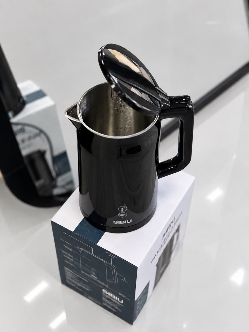 Pava eléctrica SIBIU PV11 1.5L blanca