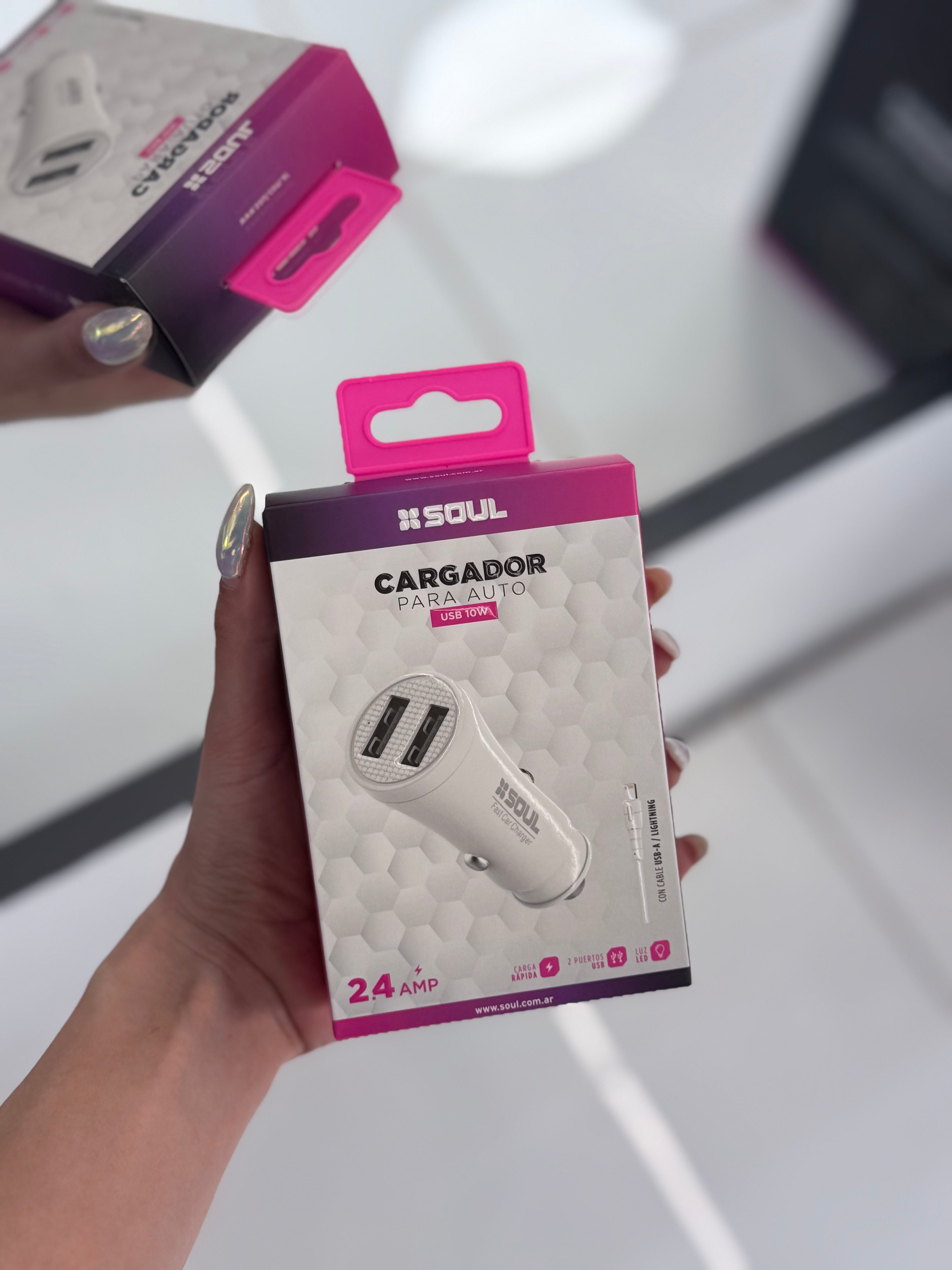 CARGADOR DE AUTO SOUL CON CABLE 10W 2.4