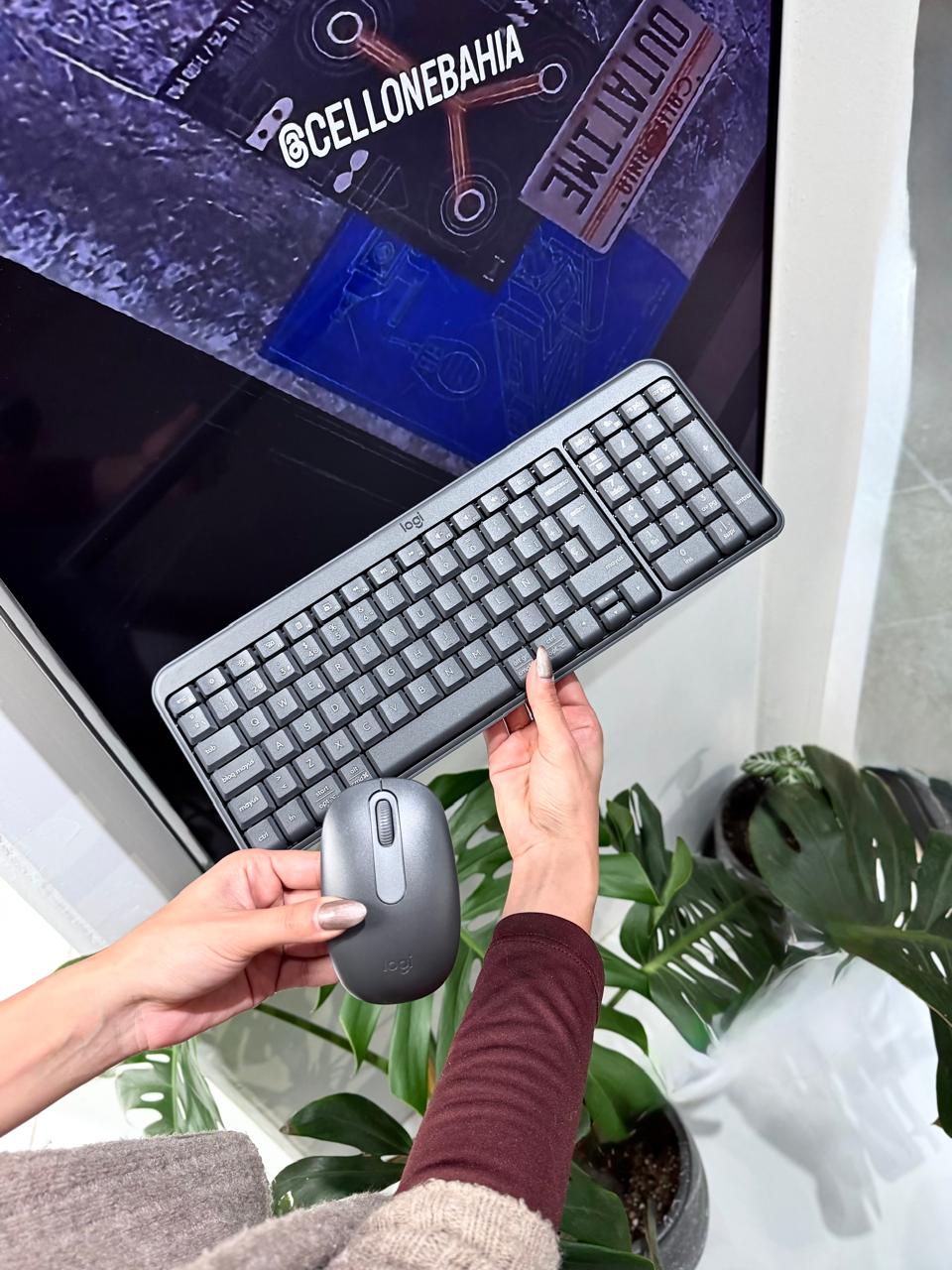 SET TECLADO Y MOUSE LOGITECH MK250